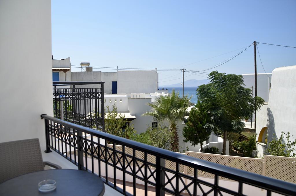 Alex Mike Apartment Agia Anna  Exterior photo
