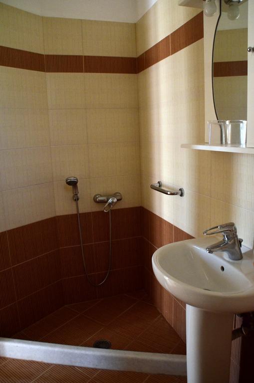 Alex Mike Apartment Agia Anna  Exterior photo